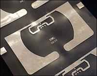 　　服装品牌识别解决方案提供商SML集团推出了两款新的RFID inlays——GB3_R6和MAZE_R6产品，设计用于大批量零售领域。
