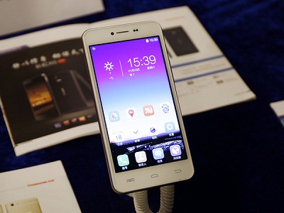 19、长虹发布可测血糖的H1健康手机 意在物联网闭环