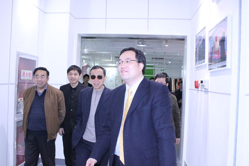 江苏省经信委张坊副主任莅临利奥创新科技指导工作