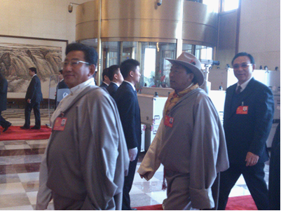 优比科的RFID智能双频标签