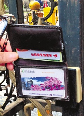公交IC卡“通”门禁？ 一张公交IC卡刷开两个小区大门