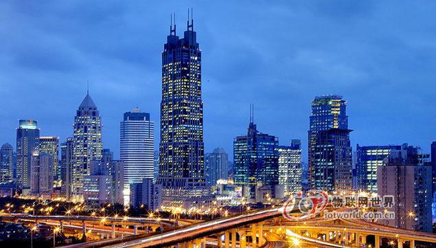 同方智慧城市首席架构师赵英：智慧城市要不要千城一面？物联网世界网