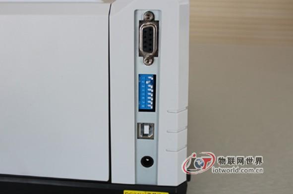 首创商用打印机侧翻盖设计 博思得Q8条码打印机评测