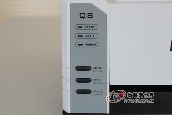 首创商用打印机侧翻盖设计 博思得Q8条码打印机评测