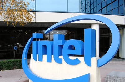 继安华高科技以370亿美元的现金和股票收购芯片厂商博通之后,年初英特尔并购可编程逻辑芯片巨头Altera的传闻今天也成为现实。即英特尔宣布将以每股54美元的价格收购Altera,以此计算,此交易总价将达到167亿美元,创造了英特尔并购历史上金额最大的纪录,那么问题来了,为何英特尔在此时不惜重金并购Altera?