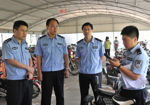 山东乐陵公安免费为电动自行车安装防盗标签