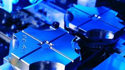 上半年电子信息制造业低速增长 亟待融合升级