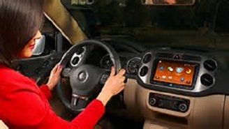 IT大佬加入“车联网”大军 想抢传统车企饭碗？