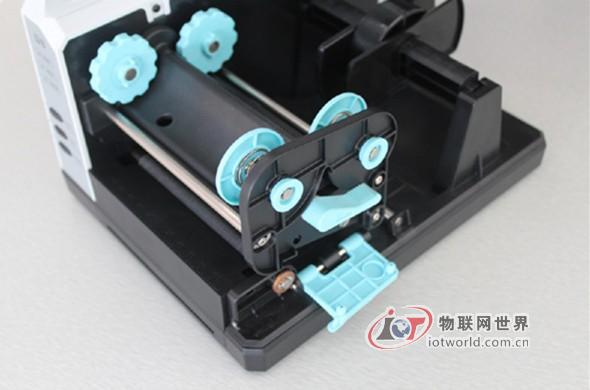 首创商用打印机侧翻盖设计 博思得Q8条码打印机评测