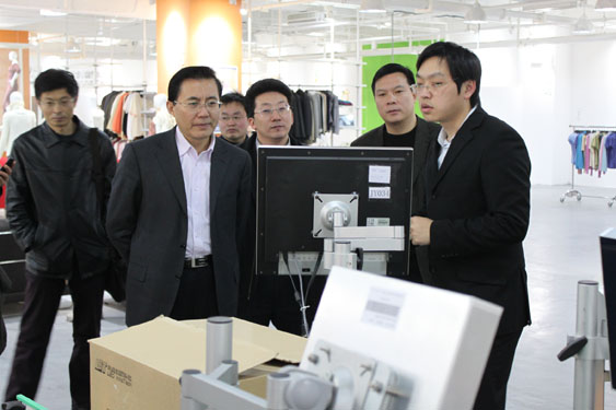 江苏省科技厅朱克江厅长详细了解RFID自动分流系统