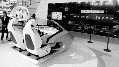 　　在中国，炙手可热的智能车联网形势一片大好，正以“疾风吹劲草”般的态势席卷、颠覆整个中国汽车行业。